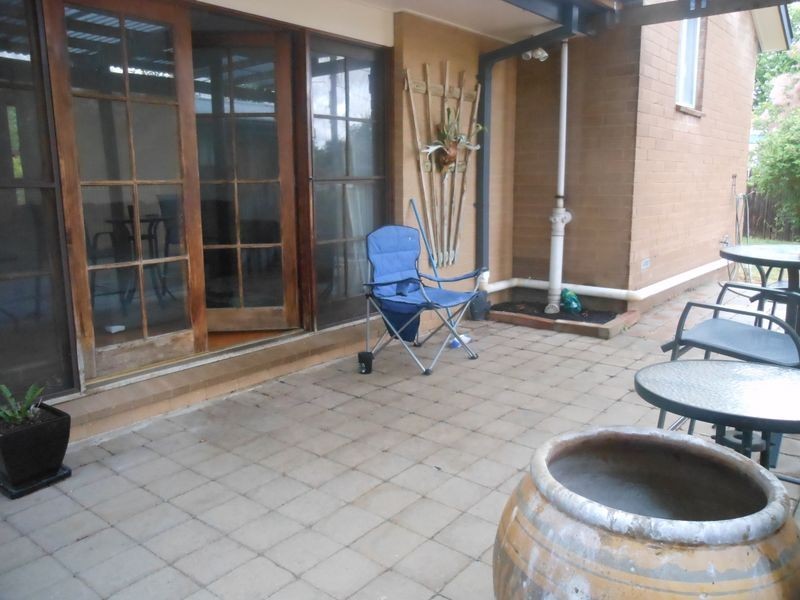 12 Poynton Street, Hughes ACT 2605