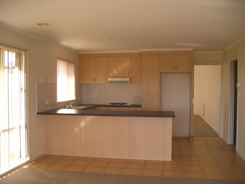 40 Sugarloaf Circle, Palmerston ACT 2913