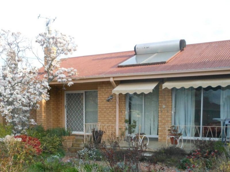 2 Margaret Street, Queanbeyan NSW 2620