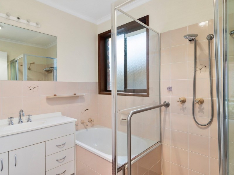 61 Summerville Crescent, Florey ACT 2615