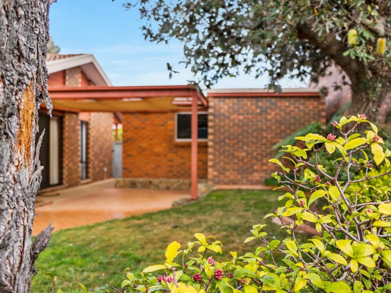 61 Summerville Crescent, Florey ACT 2615