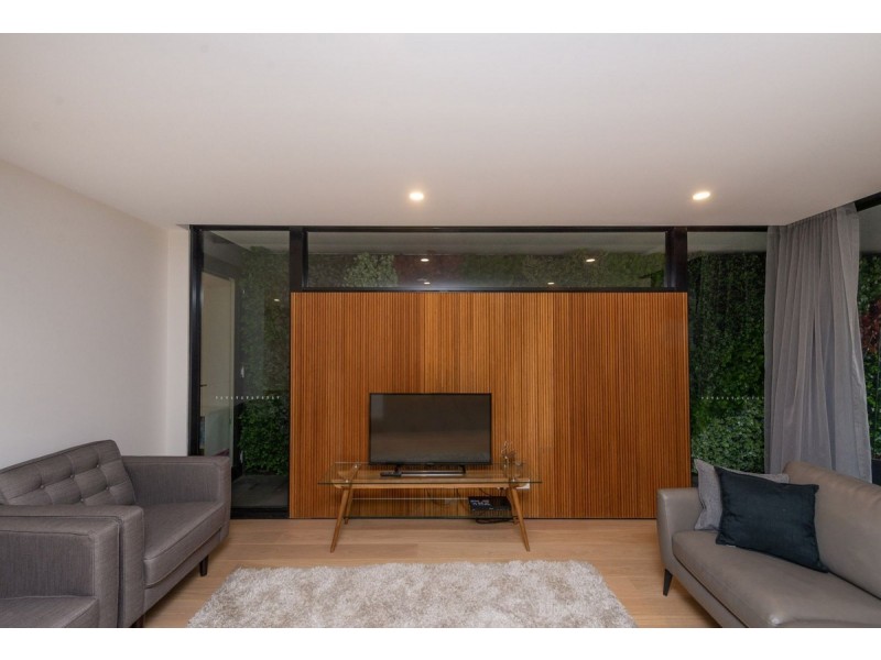 13/111 Canberra Avenue, Griffith ACT 2603