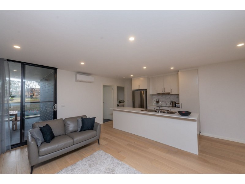 13/111 Canberra Avenue, Griffith ACT 2603