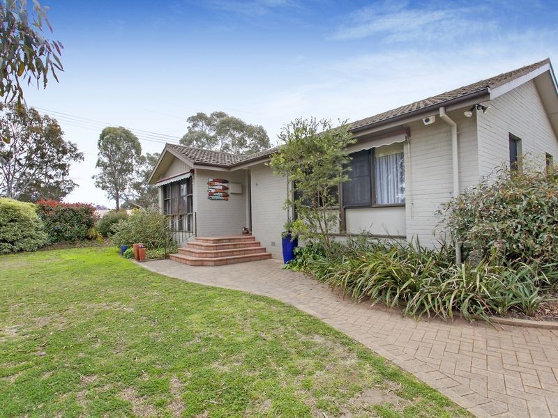 14 Wade Street, Watson ACT 2602