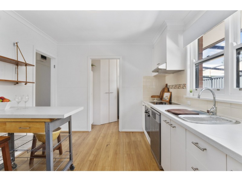 81 Buxton Street, Deakin ACT 2600