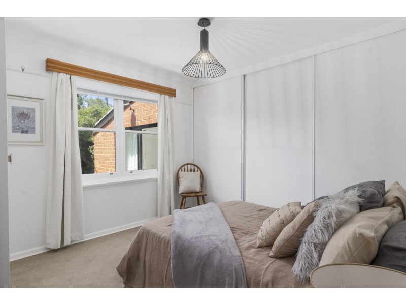 81 Buxton Street, Deakin ACT 2600