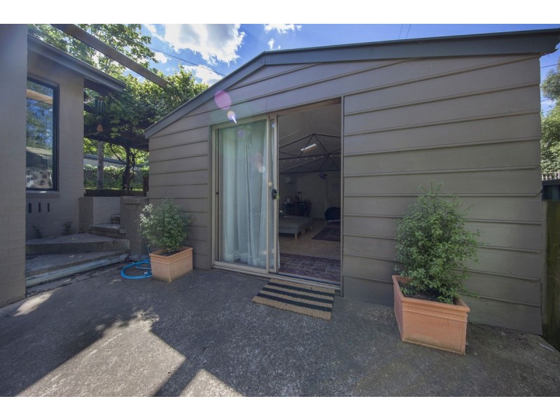 286 Goyder Street, Narrabundah ACT 2604