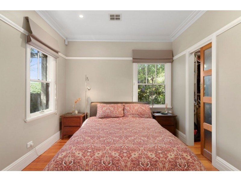 13 Durville Crescent, Griffith ACT 2603