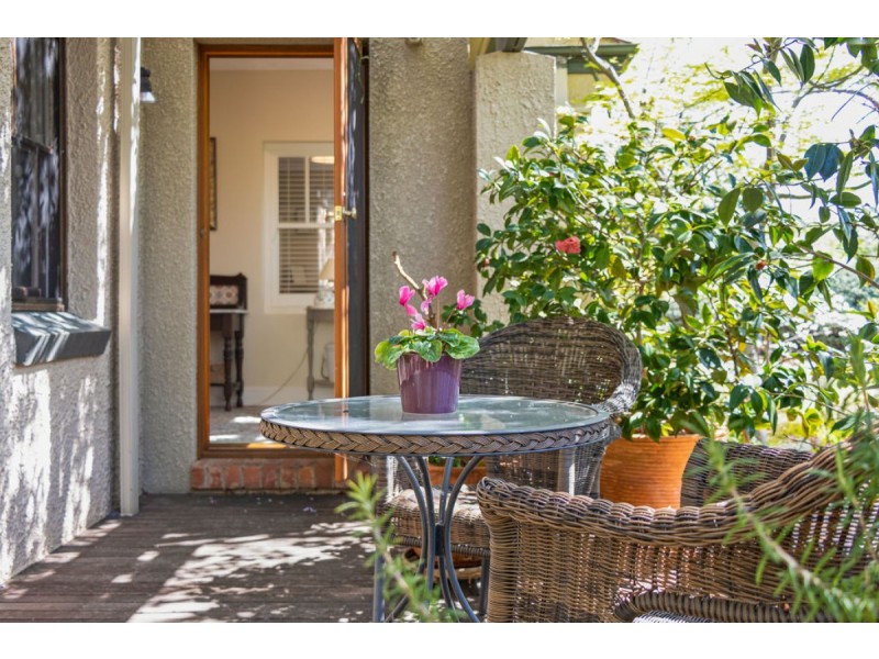 13 Durville Crescent, Griffith ACT 2603