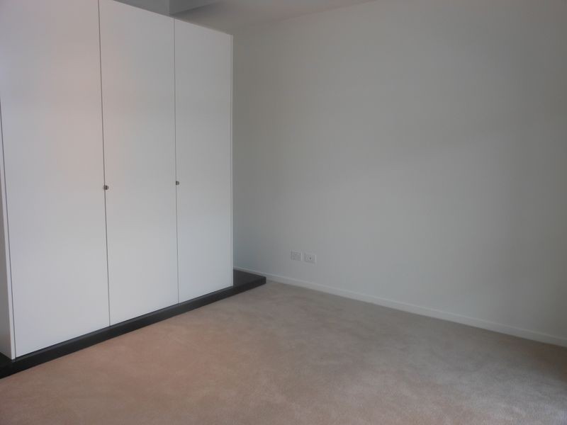 14/35 Eastlake Parade, Kingston ACT 2604