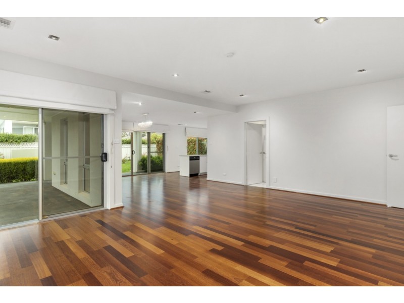 14 Nathan Street, Deakin ACT 2600