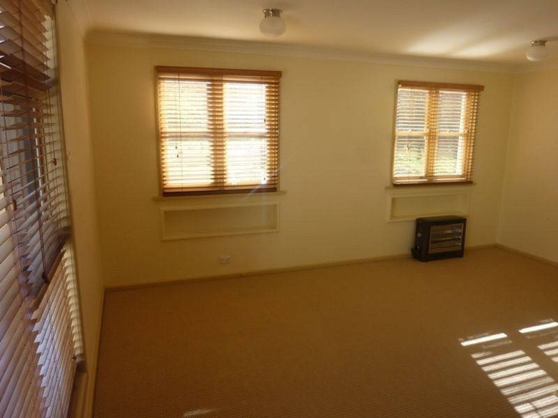 112 Carnegie Crescent, Griffith ACT 2603