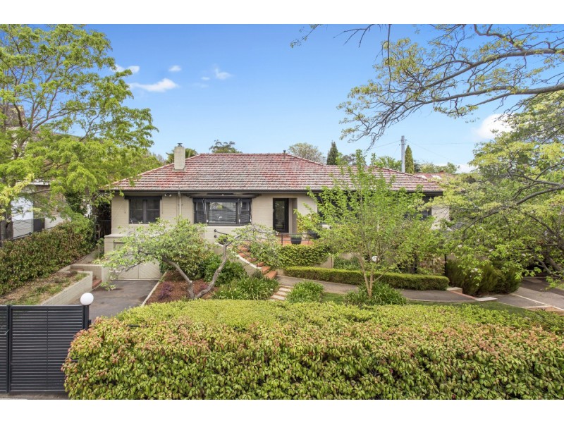 30 Stuart Street, Griffith ACT 2603