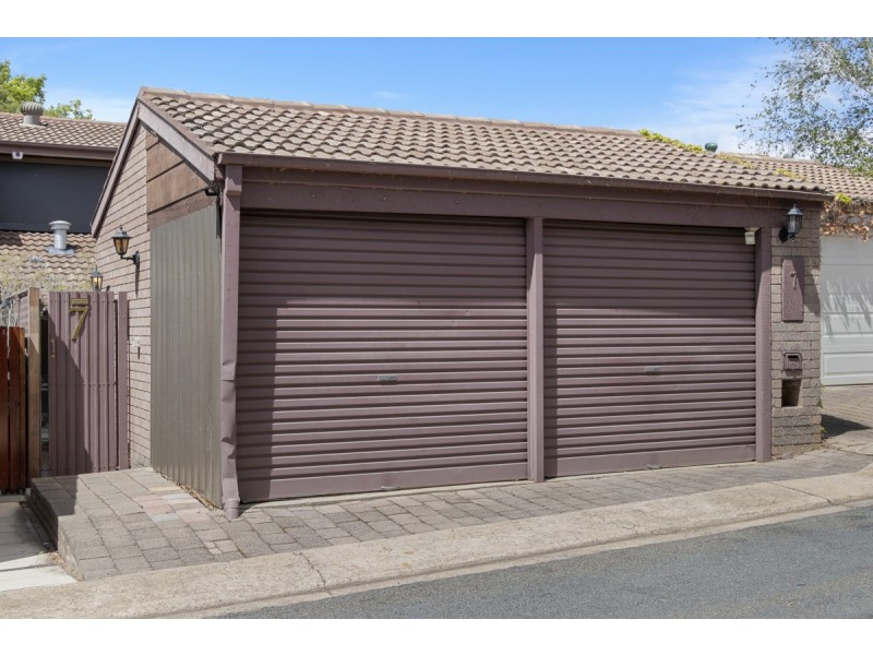 7 English Court, Swinger Hill ACT 2606