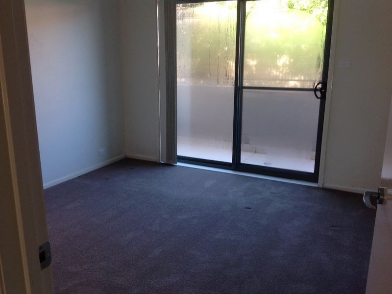 2/1 Drew Street, Greenway ACT 2900