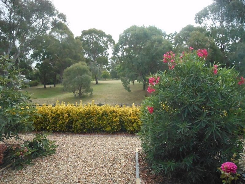 1 Warby Place, Charnwood ACT 2615