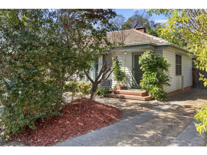 23 Walker Crescent, Griffith ACT 2603