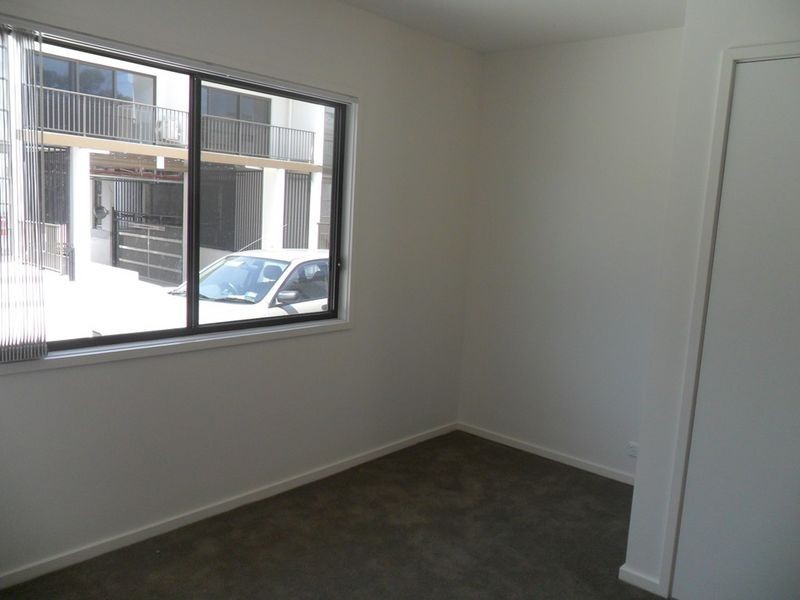 70/39 Jerrabomberra Avenue, Narrabundah ACT 2604