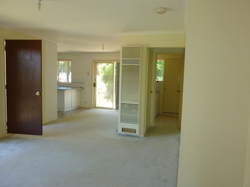 27 Warabin Crescent, Ngunnawal ACT 2913