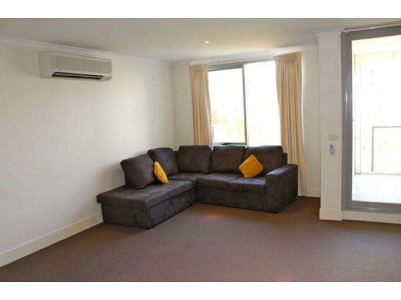 121/77 Northbourne Avenue, Turner ACT 2612