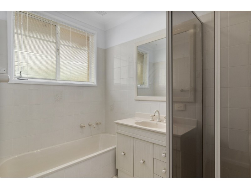 15 Pope Street, Hughes ACT 2605