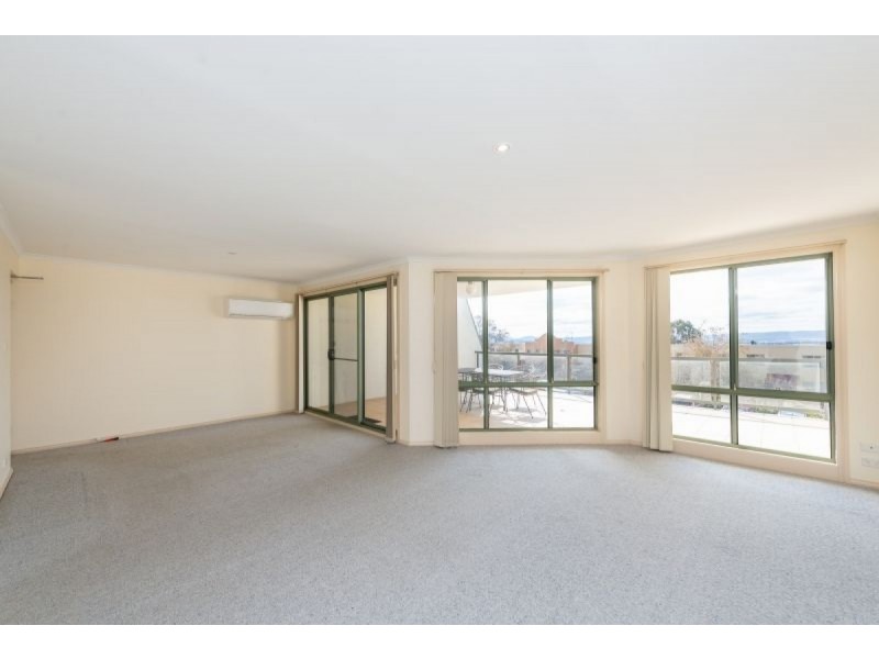 6/40 Leahy Close, Narrabundah ACT 2604