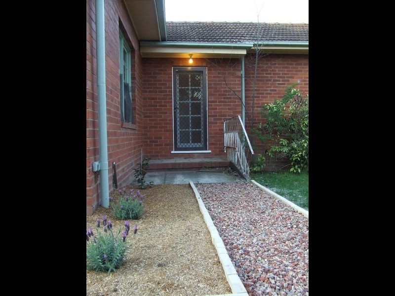 105 Captain Cook Crescent, Narrabundah ACT 2604