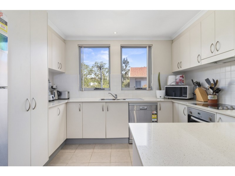 12/10 Coolac Place, Braddon ACT 2612