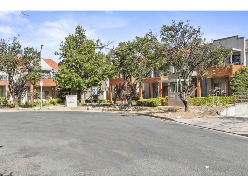 12/10 Coolac Place, Braddon ACT 2612