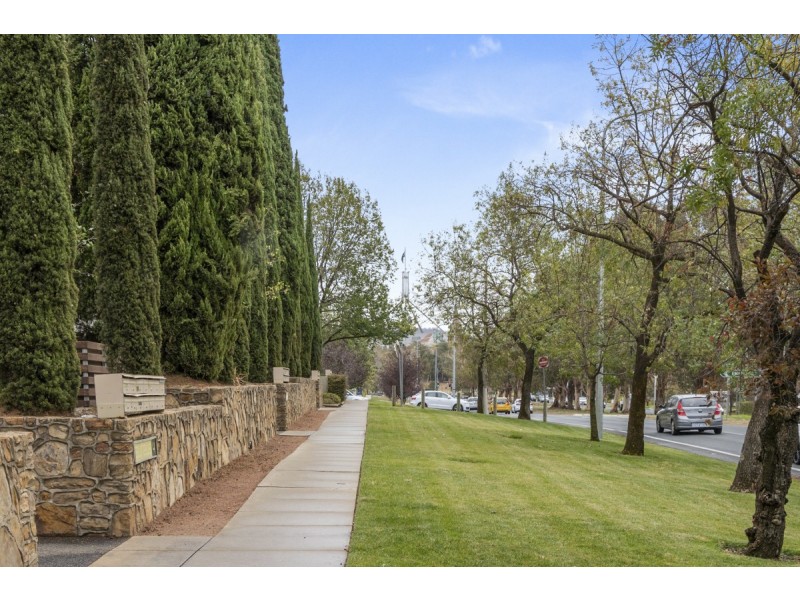 30/38 Canberra Avenue, Forrest ACT 2603