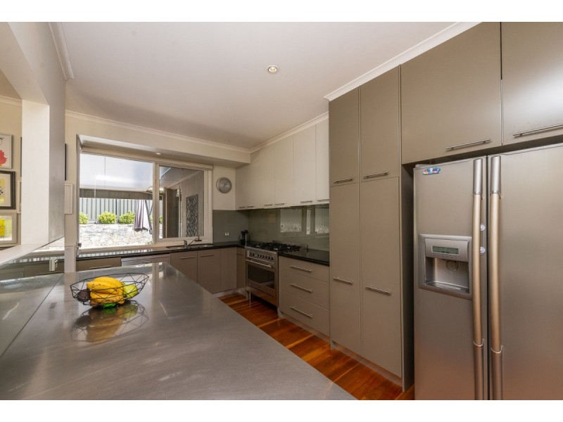 52 Schlich Street, Yarralumla ACT 2600