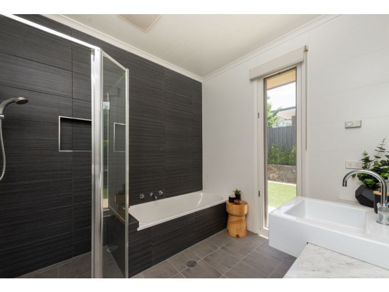 52 Schlich Street, Yarralumla ACT 2600