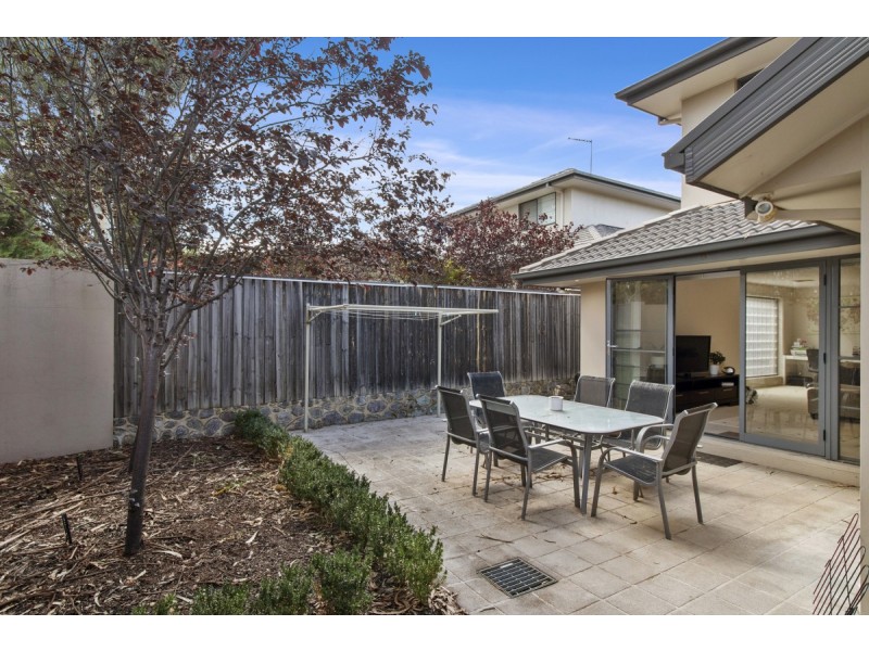 8/63 Newdegate Street, Deakin ACT 2600