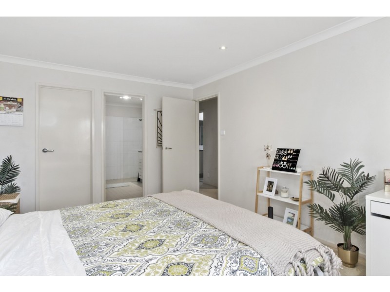 8/63 Newdegate Street, Deakin ACT 2600