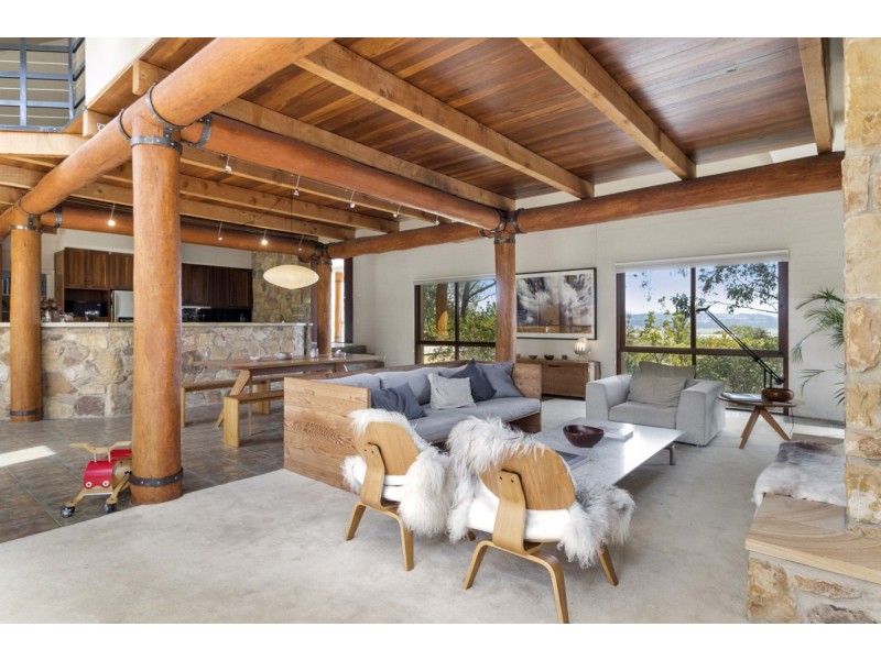 32 Carolyn Jackson Drive, Jerrabomberra NSW 2619