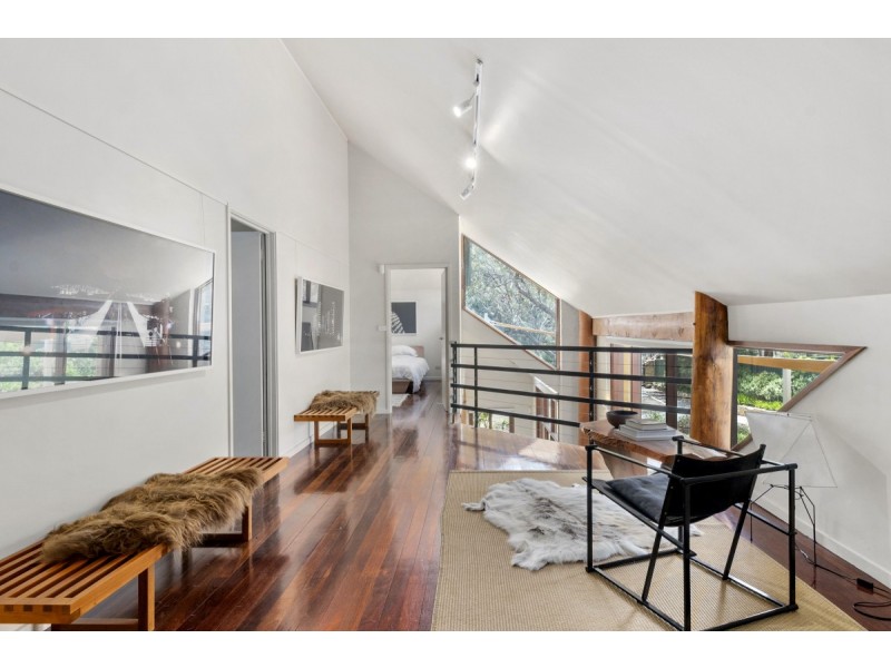 32 Carolyn Jackson Drive, Jerrabomberra NSW 2619