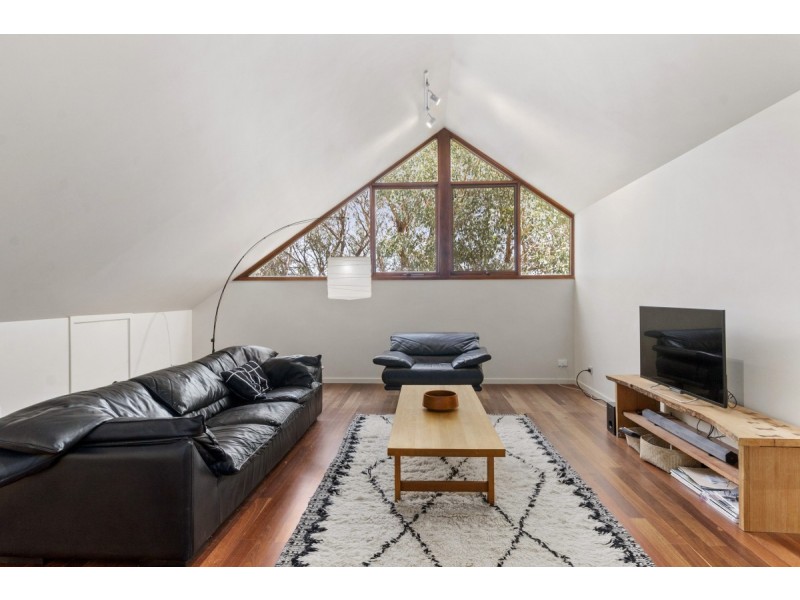 32 Carolyn Jackson Drive, Jerrabomberra NSW 2619