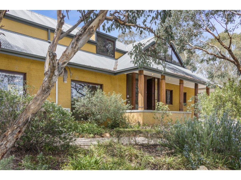 32 Carolyn Jackson Drive, Jerrabomberra NSW 2619