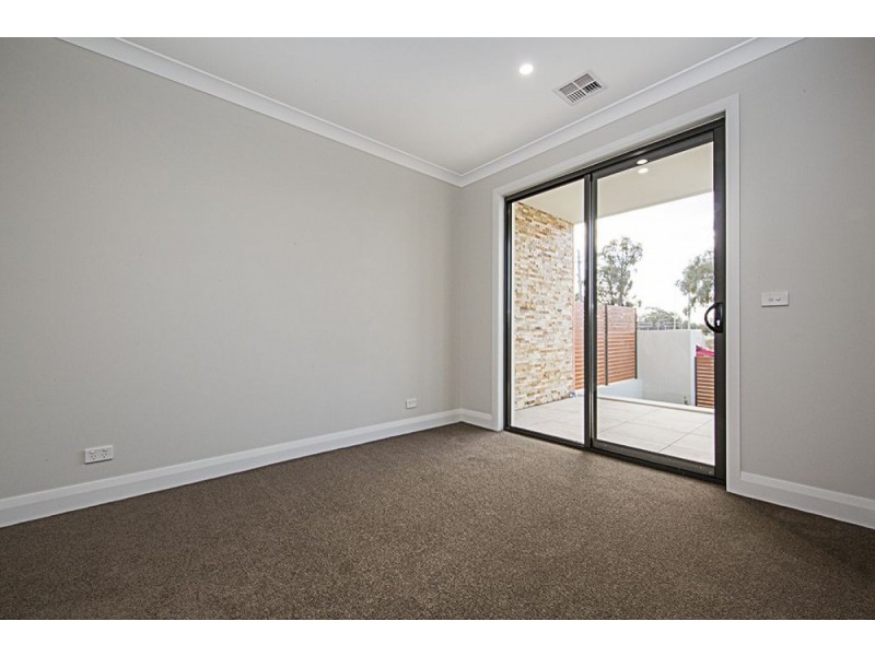 1/2 Bindel Street, Aranda ACT 2614