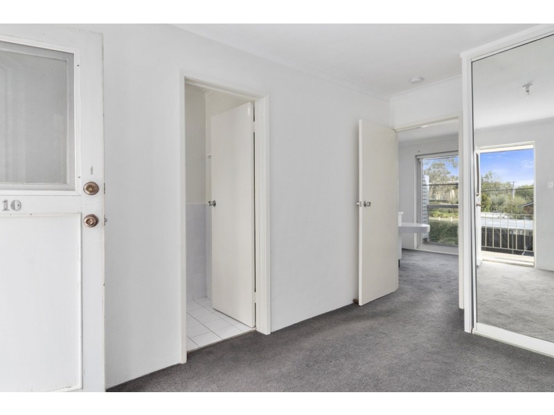 10/46 McMillan Crescent, Narrabundah ACT 2604