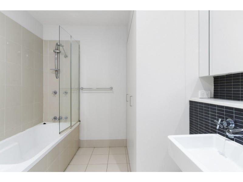 171/50 Eyre Street, Kingston ACT 2604