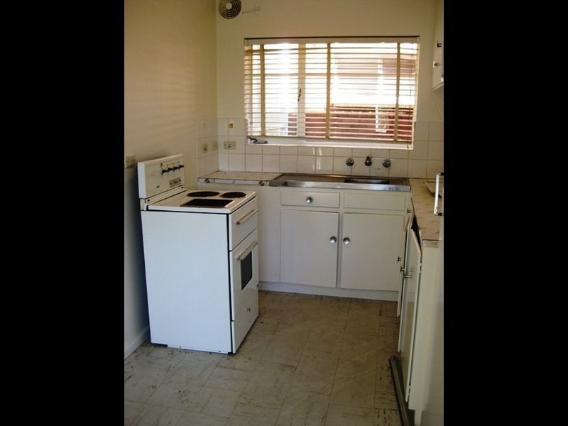 3/4 Nuyts Street, Red Hill ACT 2603