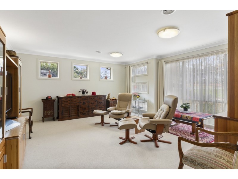 6 Hartog Street, Griffith ACT 2603