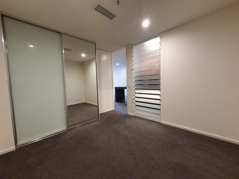 150/45 West Row, City ACT 2601