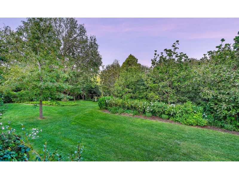 57 Arthur Circle, Red Hill ACT 2603