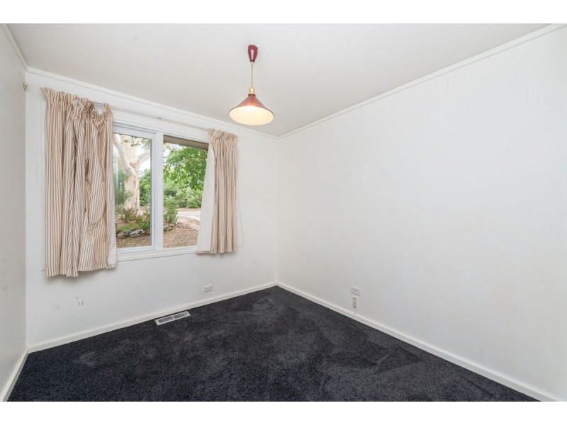 14 Lynch Street, Hughes ACT 2605