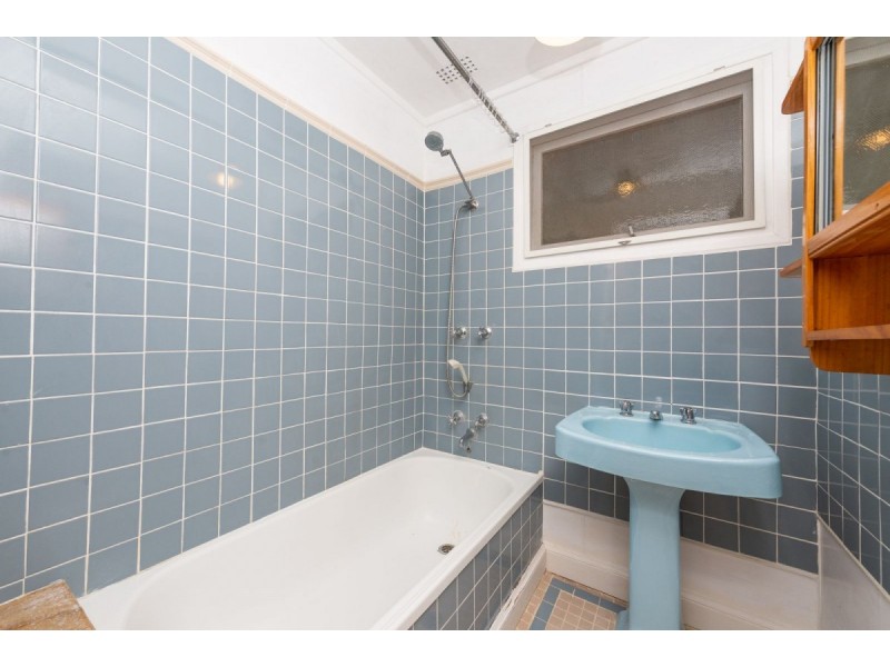14 Lynch Street, Hughes ACT 2605