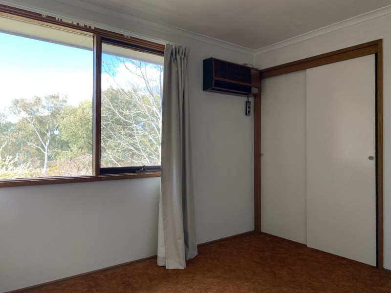 105 Barnet Close, Swinger Hill ACT 2606