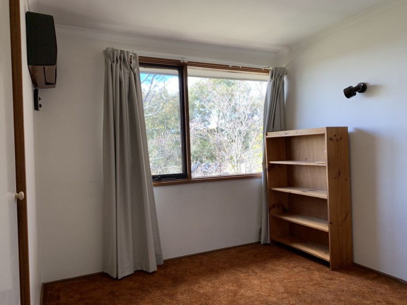 105 Barnet Close, Swinger Hill ACT 2606