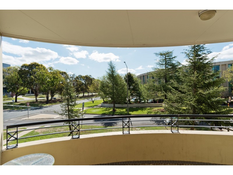 6/10 Dominion Circuit, Forrest ACT 2603